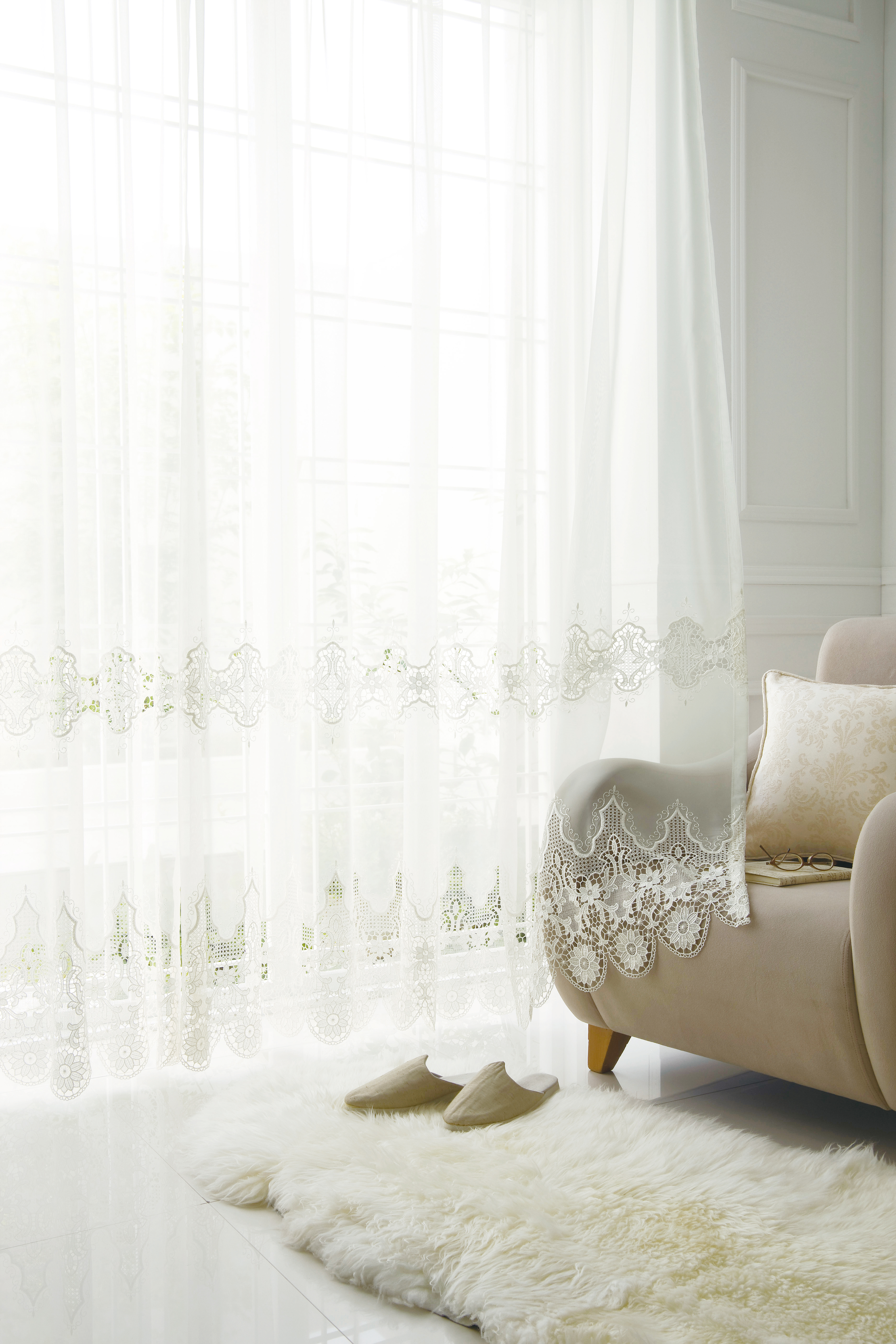 エンブロイダリーレースとは | インテリア用語 | NIF